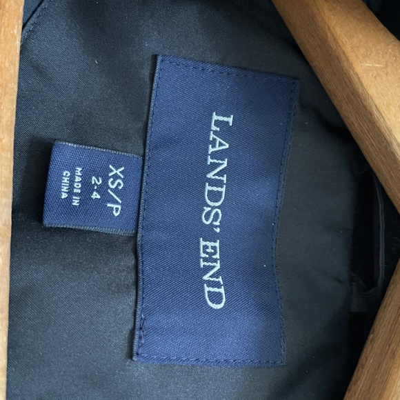 Lands End insulated coat with detachable faux fur edged hood. - Picture 3 of 11